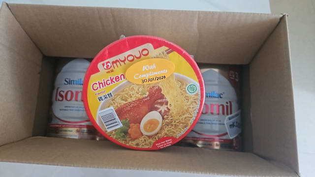 网购奶粉收到快熟面后续 卖家登门赠奶粉道歉