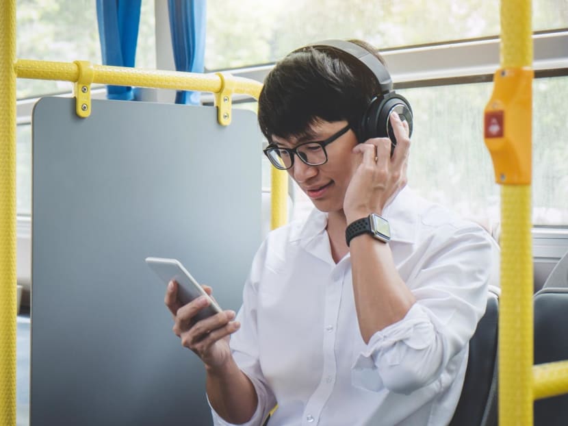 Is that ringing in your ears caused by your noise-cancelling headphones? Here’s what you need to know