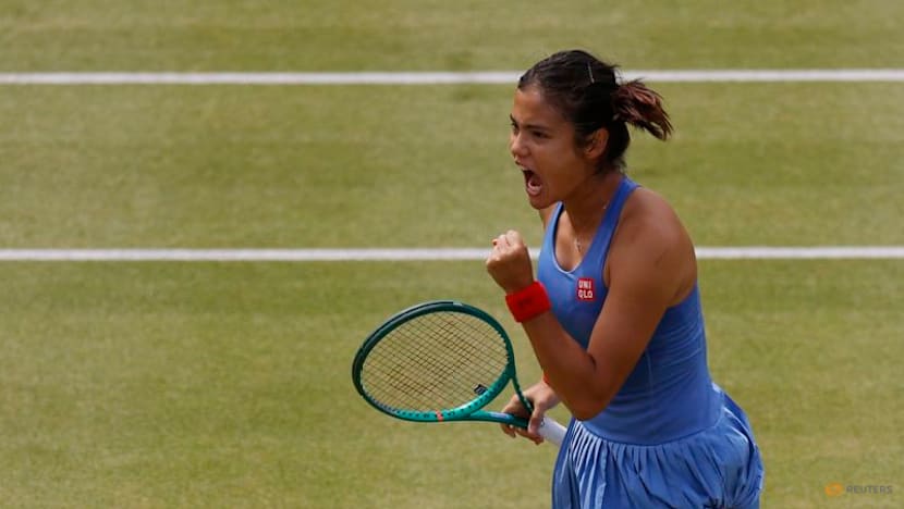 Vekic hangs tough to beat Raducanu in Queen's final