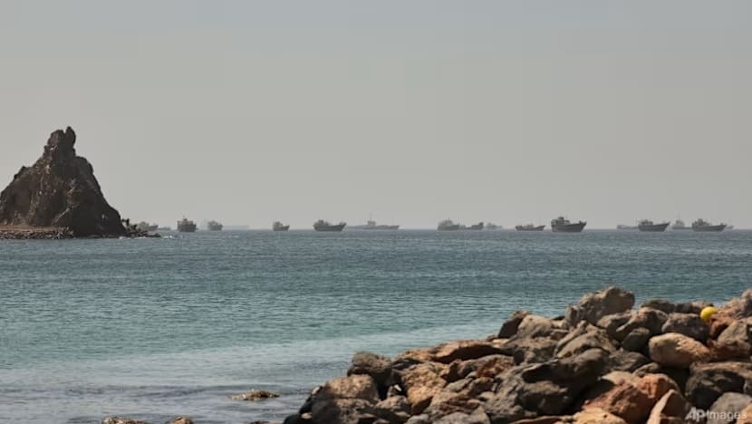  Kapal daftar SG terkena objek tidak dikenal pasti di Selat Hormuz, alami kerosakan kecil