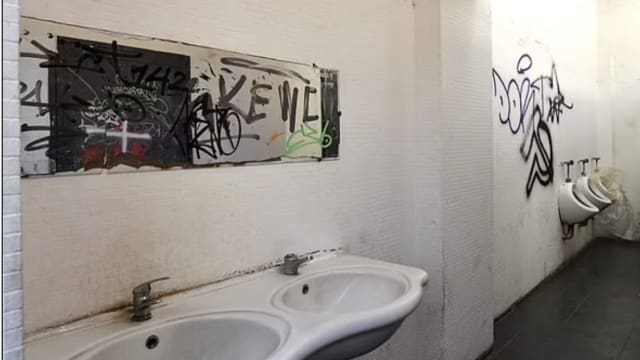 意大利13岁女孩遭七人暴打轮奸 男友被按在旁边看