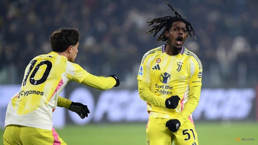 Late Mbangula goal salvages Juve's unbeaten league record in Bologna draw
