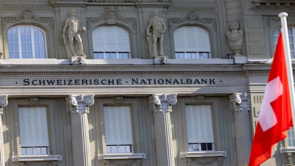 Cryptocurrency campaigners call for Swiss central bank to hold bitcoin - Channel News Asia (Picture 2)