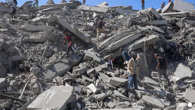 Israel sets Gaza 'on fire' as Rubio warns days left for deal