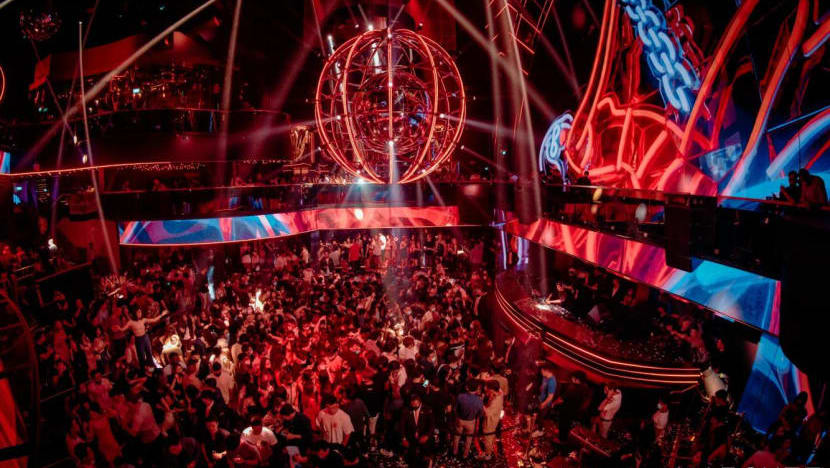 Remaja 18 tahun didakwa tipu S$8,500 libat tiket kelab malam, Marquee Singapore Remaja 18 tahun didakwa tipu S$8,500 libat tiket kelab malam, Marquee Singapore
