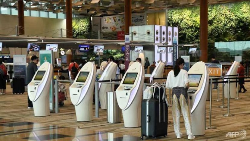 Khidmat automasi T4 Lapangan Terbang Changi pertingkat kecekapan; namun kurang separuh syarikat penerbangan manfaatkannya