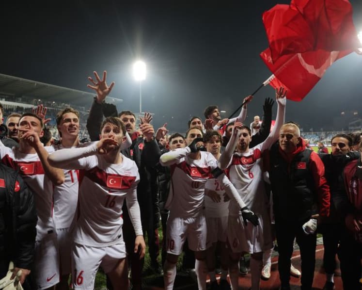 Turkey target World Cup  knockout stages after ending 24-year wait