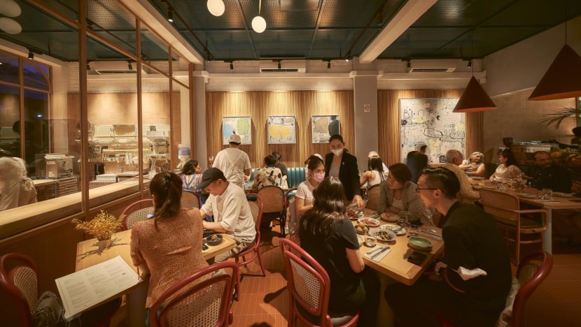 More restaurants implement reservation fees to prevent no-shows as bookings spike More restaurants implement reservation fees to prevent no-shows as bookings spike