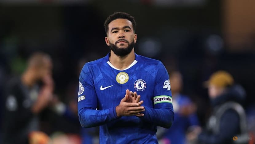 James says 10-man Chelsea could have won against Arsenal