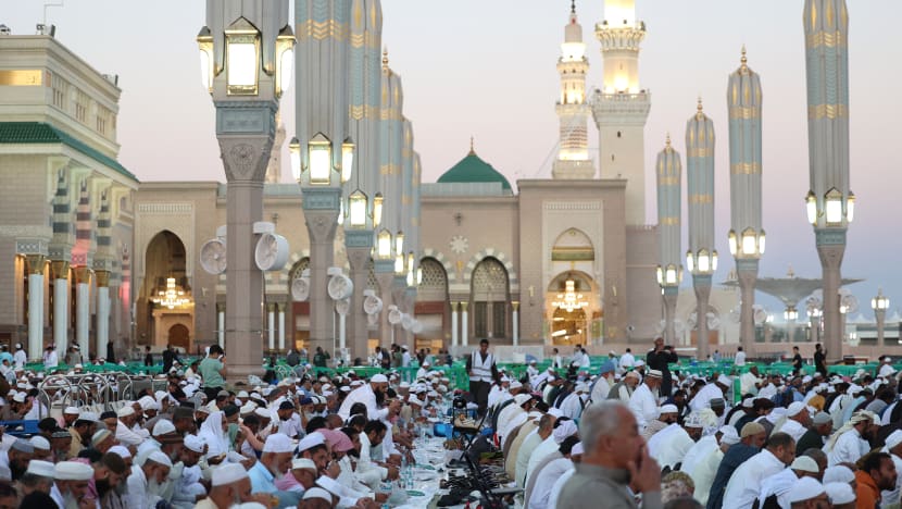 Langkah keselamatan dipertingkat di Masjid Nabawi pada bulan Ramadan Langkah keselamatan dipertingkat di Masjid Nabawi pada bulan Ramadan