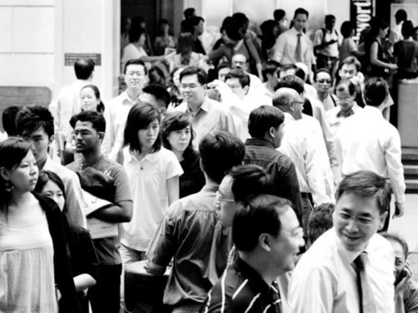 The contrasting fates of S’pore and M’sia