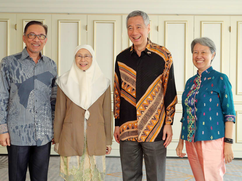 PM Lee and Madam Ho Ching met Mr Anwar Ibrahim and his wife Dr Wan Azizah Wan Ismail on Saturday (May 19). PM Lee and Madam Ho Ching met Mr Anwar Ibrahim and his wife Dr Wan Azizah Wan Ismail on Saturday (May 19).