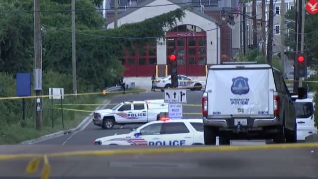 荷兰一卡车冲撞聚会人群 造成六死七伤