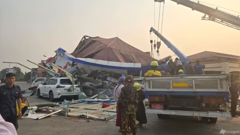 Malaysia kerah pasukan ke Myanmar; negara Asia Tenggara utus takziah akibat gempa Malaysia kerah pasukan ke Myanmar; negara Asia Tenggara utus takziah akibat gempa