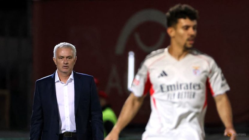 Mourinho gets strong winning start at Benfica