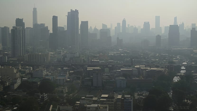 Bangkok laksana langkah bekerja dari rumah selepas mutu udara merosot