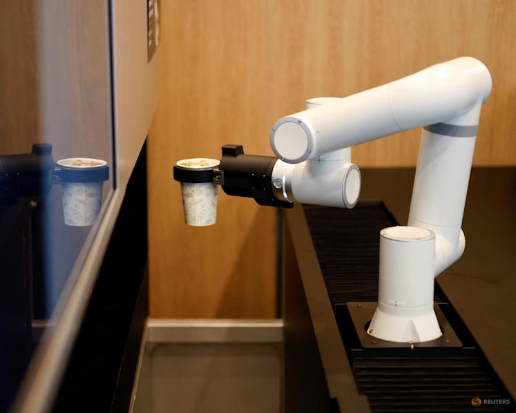 South Korean shops turn to robots, self-service to escape labour woes