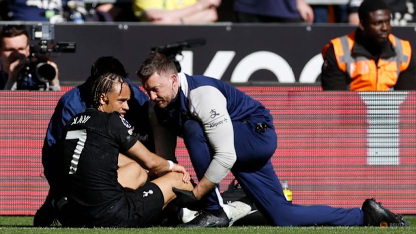 Netherlands and Tottenham's Simons to miss World Cup after knee injury