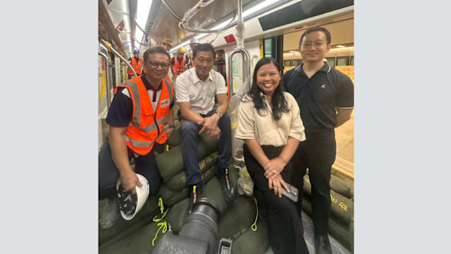 用沙包测RTS列车承重量 王乙康：首次坐在沙包上搭列车