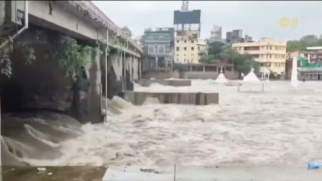 印巴暴雨引发洪灾 逾70万人受灾