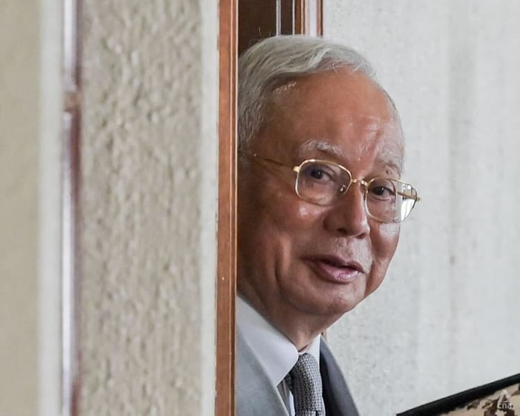 Najib Razak's 'solidarity fund' raises US$2.27 million, still short of US$12.27 million target: DPM Zahid Najib Razak's 'solidarity fund' raises US$2.27 million, still short of US$12.27 million target: DPM Zahid