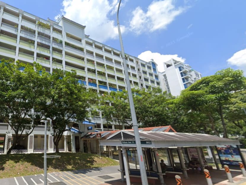 A view of Block 419 along Yishun Avenue 11. A view of Block 419 along Yishun Avenue 11.