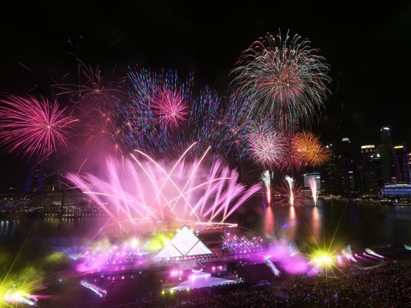Fireworks at the New Year's Eve countdown around Marina Bay in 2019. Fireworks at the New Year's Eve countdown around Marina Bay in 2019.