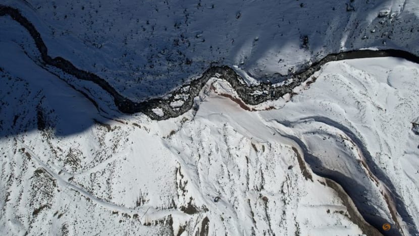 Warming climate, volcanos raise risk of ice falls on Chile's glaciers