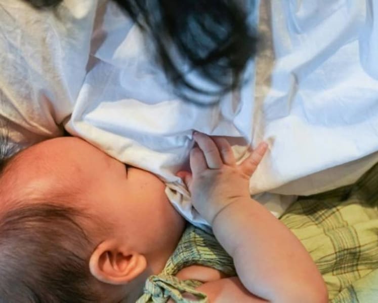 IN FOCUS: How social media can be a bane and a boon for mums struggling to breastfeed