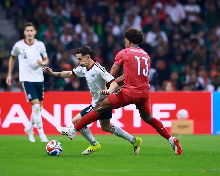 Mexico draw 0-0 with Portugal in Azteca reopening friendly