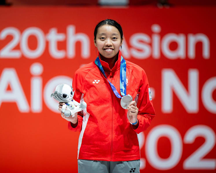 Singapore's Kiria Tikanah clinches epee silver at Asian Games, makes history
