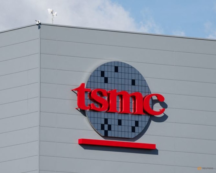 TSMC smashes forecasts with record profit, flags more US factories 