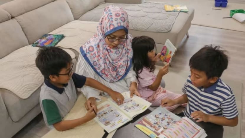 Benarkah kelunturan bahasa ibunda bermula di rumah? Benarkah kelunturan bahasa ibunda bermula di rumah?