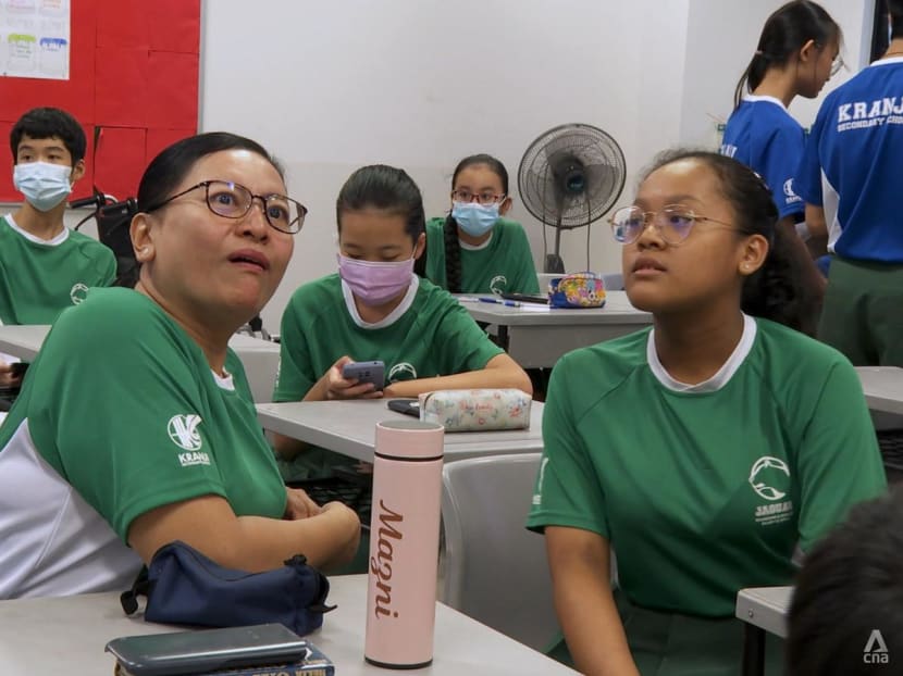 For 6 weeks, these parents joined their children in secondary school. This is what happened