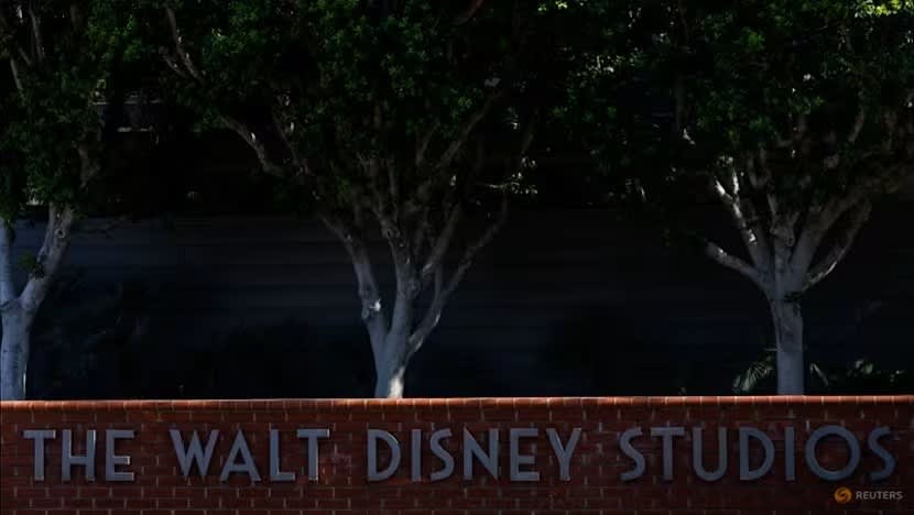 Disney rancang potong 1,000 pekerjaan: Wall Street Journal