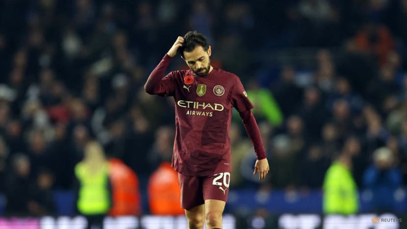 Liverpool go five points clear as Man City lose again Liverpool go five points clear as Man City lose again