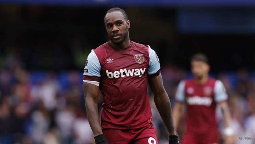 West Ham striker Antonio in stable condition after road accident