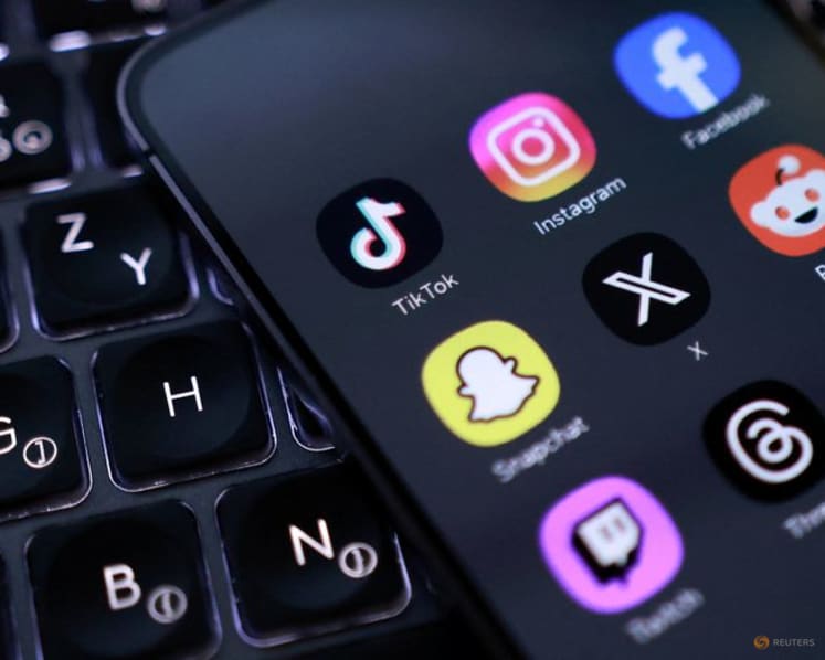 Italian bill proposes curbs on social media addiction