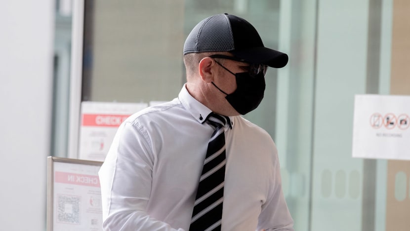 Lelaki didenda, dera pemandu teksi ketika mabuk dan tidak memakai pelitup