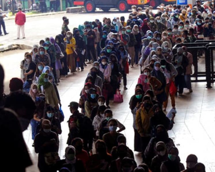 WHO warns of fresh Indonesia COVID-19 surge fed by virus variants