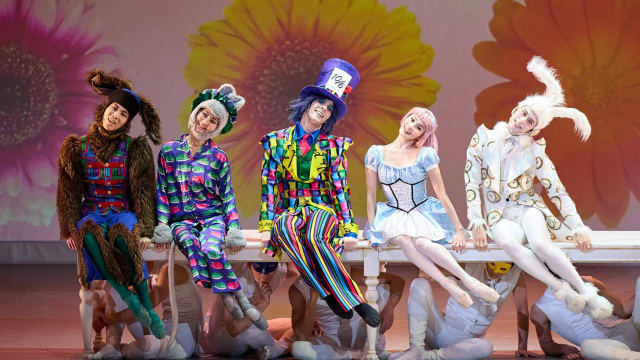 香港芭蕾舞团打造《爱丽丝梦游仙境》奇幻舞剧，狮城华丽开演！