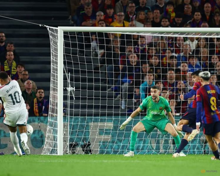 Real Madrid defeat Barcelona at Camp Nou to halve gap to LaLiga leaders