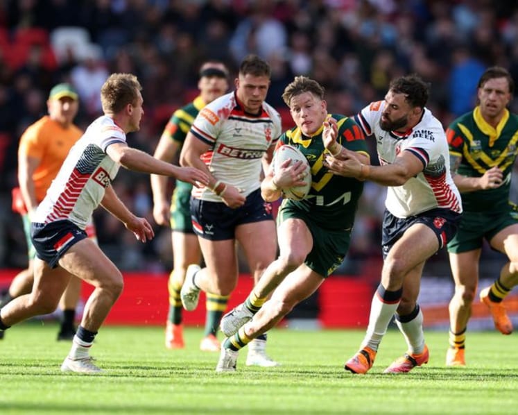 Rugby League-Rampant Australia crush England 26-6 at Wembley