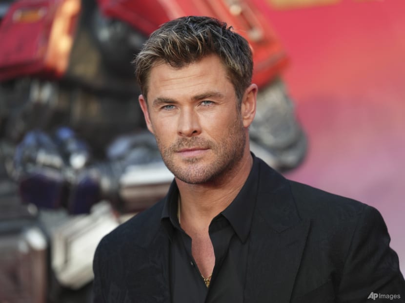 Chris Hemsworth in talks to play Prince Charming in new Disney movie