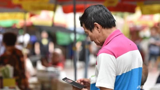 已有逾21万名年长人士接受培训 学用数码工具