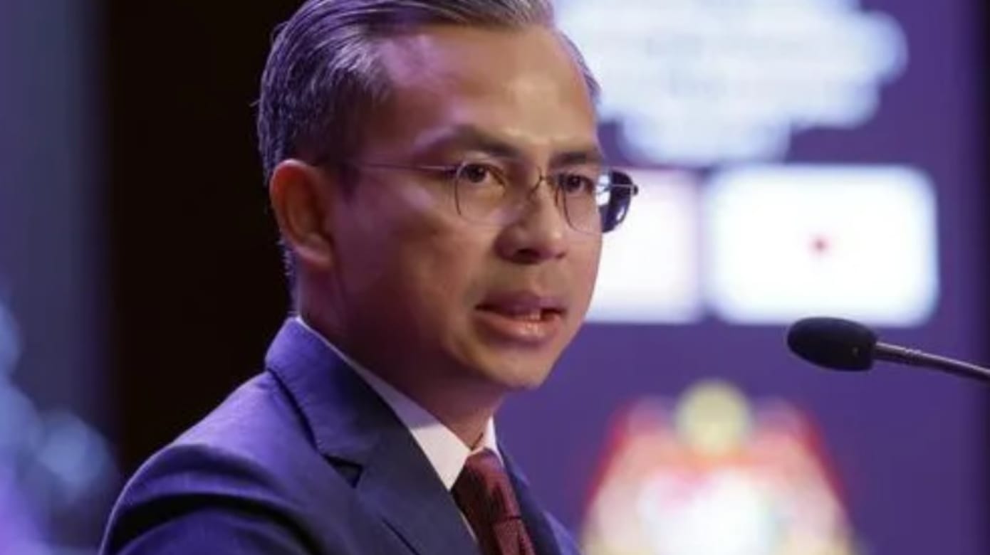 马国召见社媒平台 落实网络安全法禁16岁以下开账户