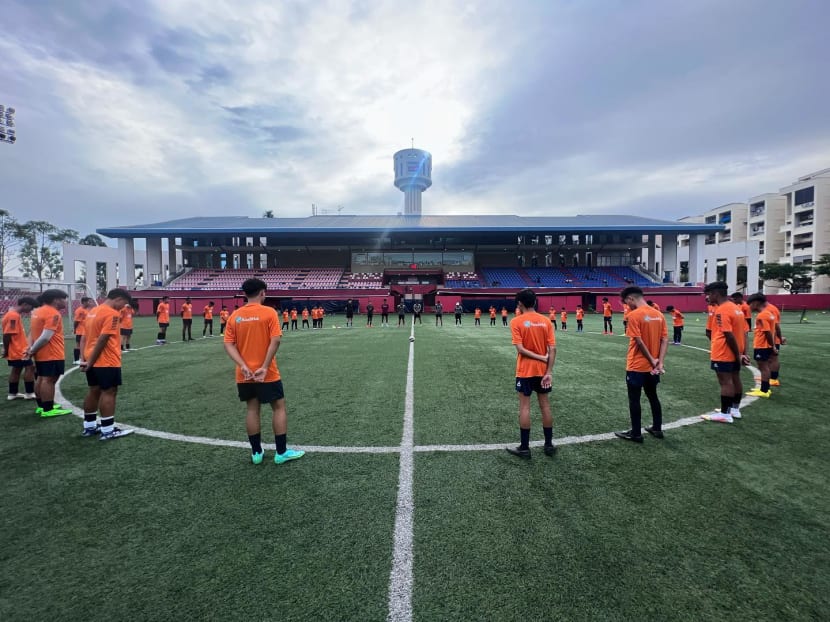 Commentary: Postponed football games are a missed opportunity to honour Queen Elizabeth II and Lim Kia Tong