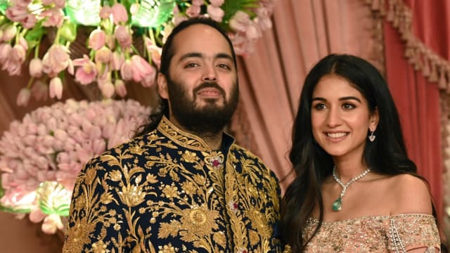 儿子婚前派对与婚礼办数个月 一文看懂亚洲首富安巴尼家族