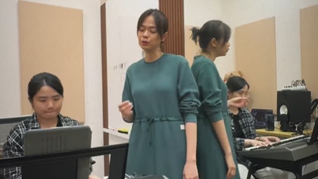 陈凤玲曾梦想当歌手，难得开金口唱陶喆金曲
