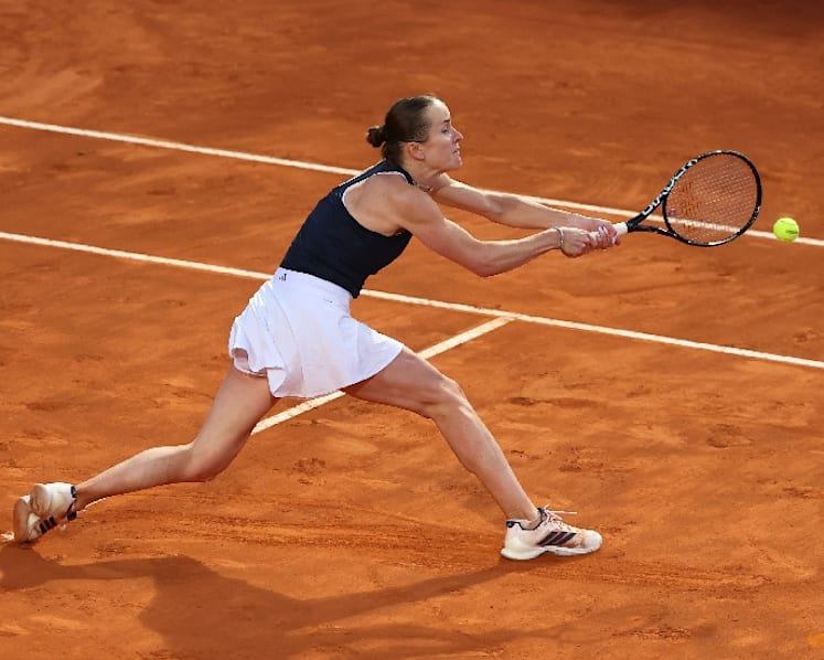 Svitolina fights off Gauff to win third Italian Open title